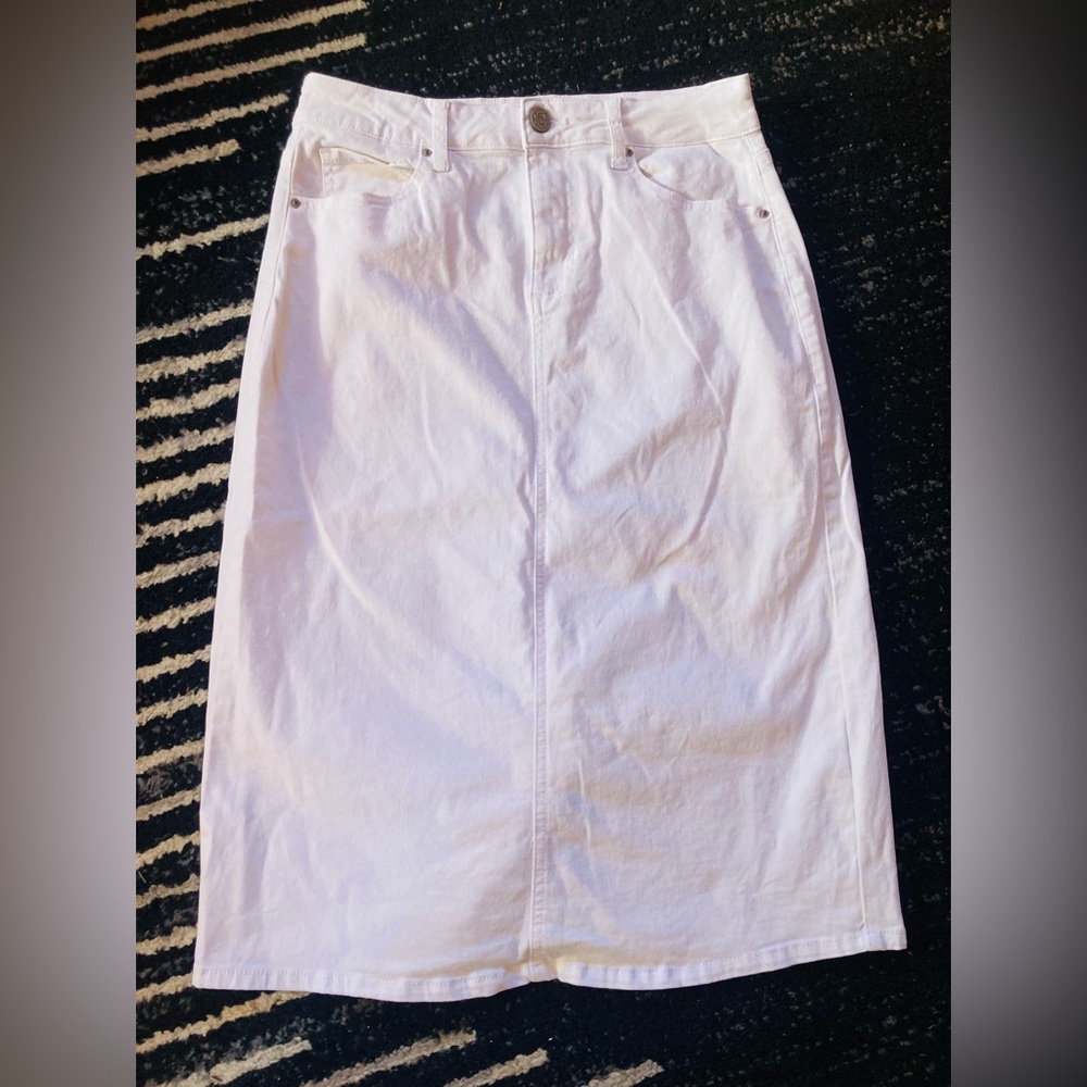 One 5 One White Denim Skirt EUC Small Midi A-line Slit Modest Modern Womens Girl